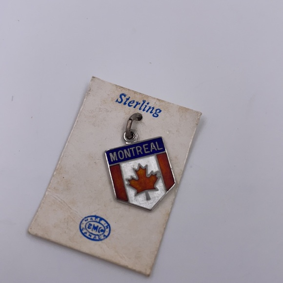 Vintage BM Co sterling silver & enamel Montreal - Picture 3 of 3